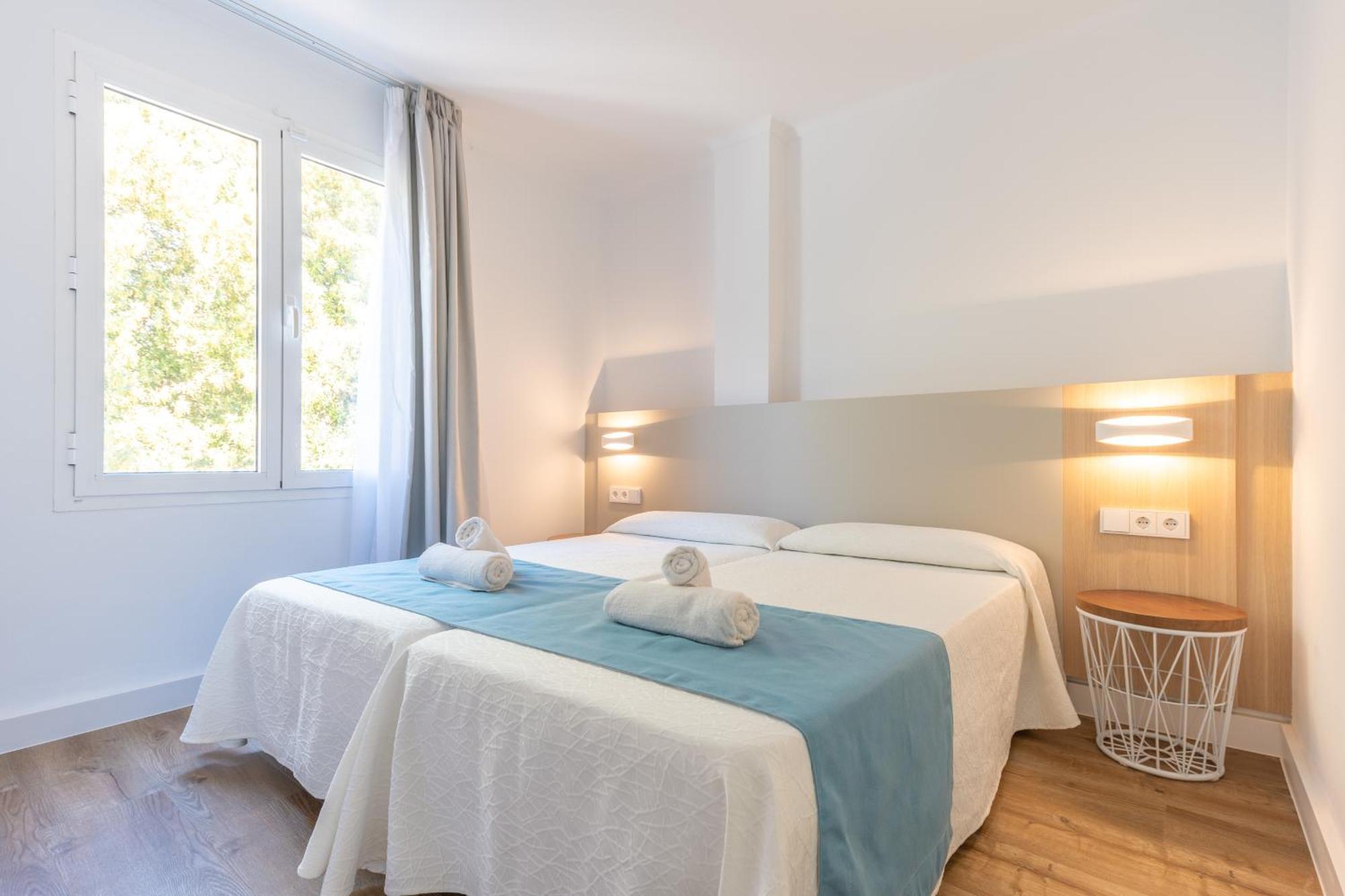 Apartamentos Massanet กันยาเมล ภายนอก รูปภาพ