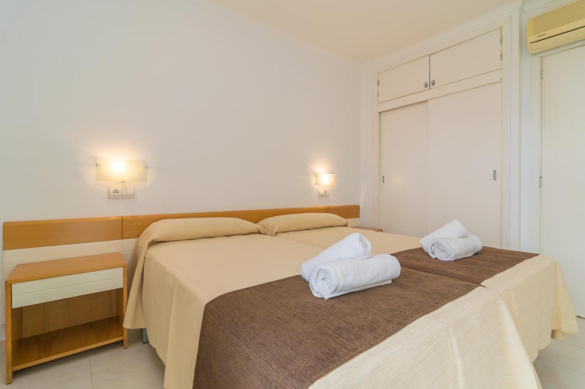 Apartamentos Massanet กันยาเมล ภายนอก รูปภาพ